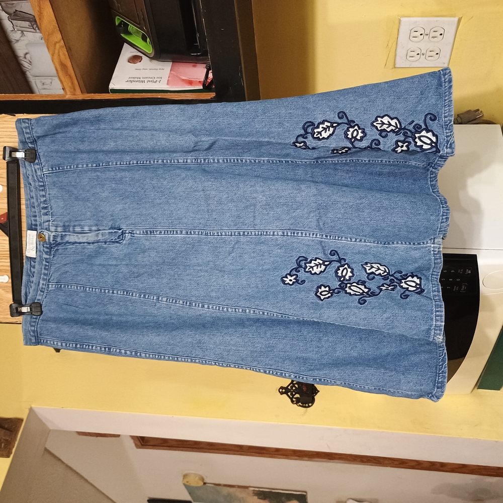 Embroidered Denim Skirt with Floral Design